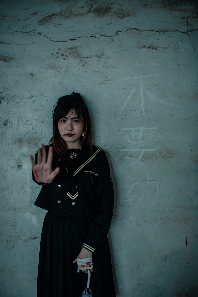 暗黑jk#废墟丧系 - 拍照的张张