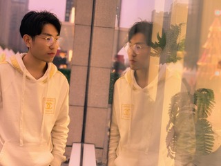 001