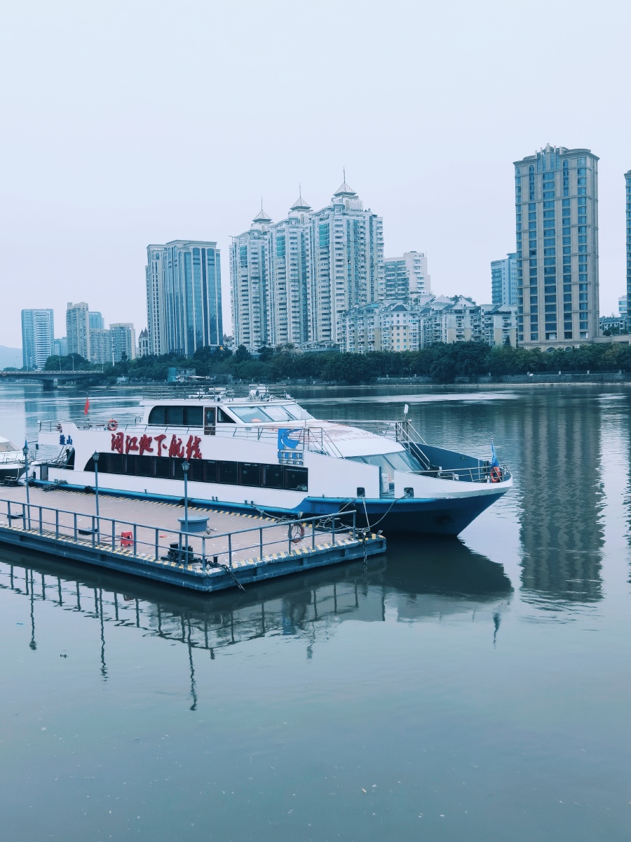 人间61闽江61旅游61福州闽江游船游览612021年4月4