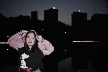001
