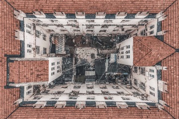 1403565