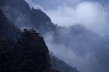 三清山云雾