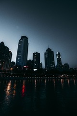 203142