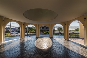 315444