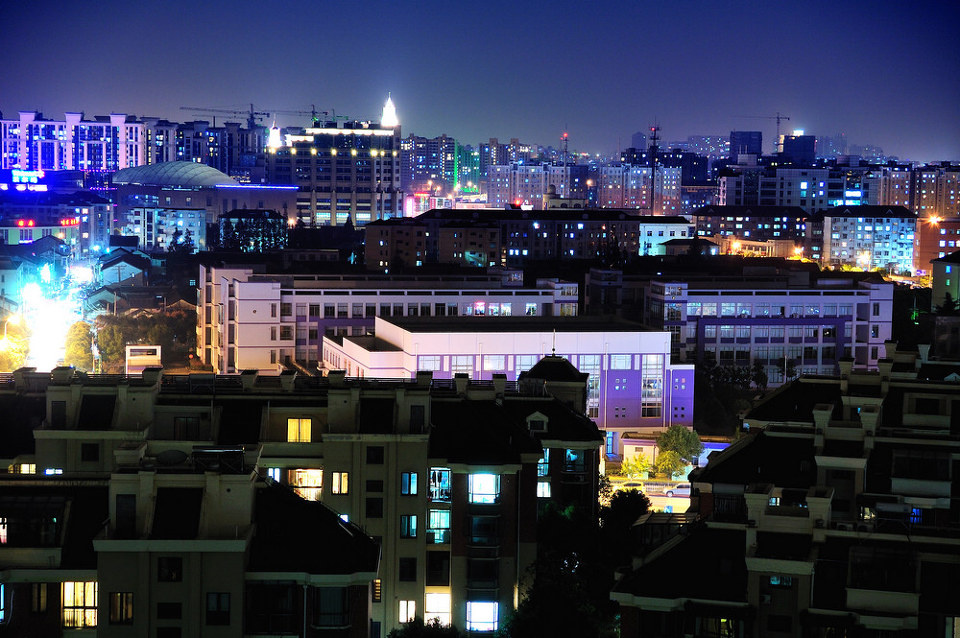 阳台夜景