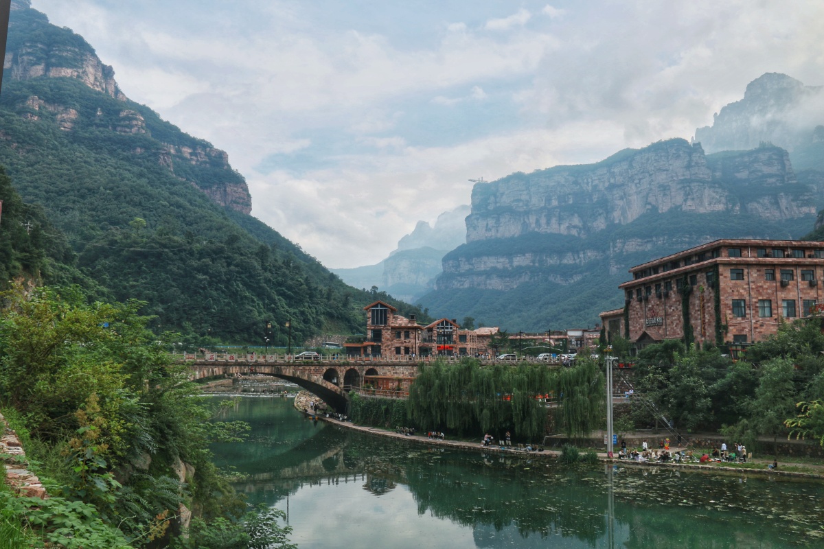 林州市石板岩风光