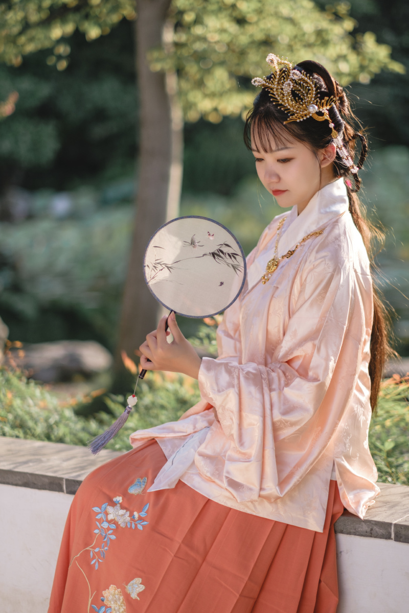 上海约拍写真古风汉服cos红楼梦薛宝钗篇可叹停机德堪怜咏絮才玉带