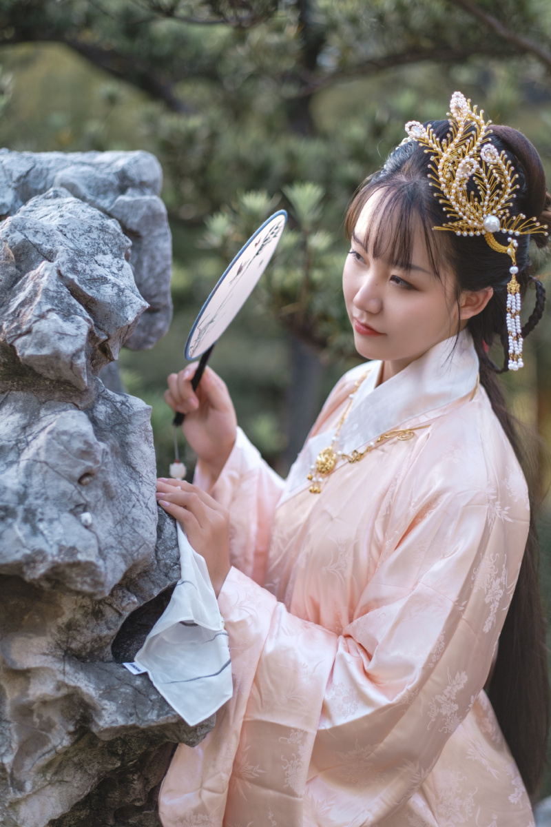 里埋出镜服化道小梦摄影tengd86场地上海古漪园上海约拍跟拍拍照写真