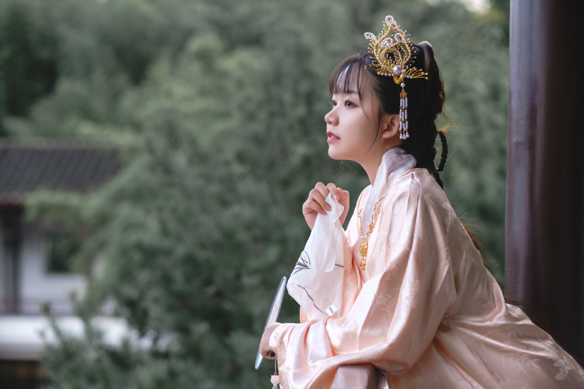 上海约拍写真古风汉服cos红楼梦薛宝钗篇可叹停机德堪怜咏絮才玉带