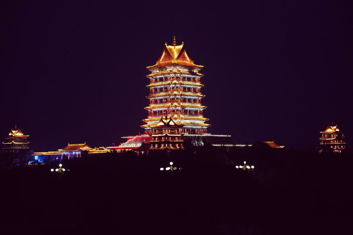 银川黄河楼夜景
