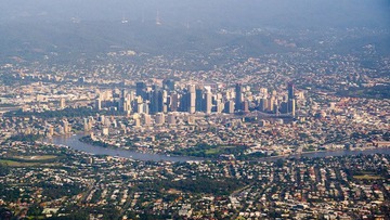 Overlook the city of Brisbane