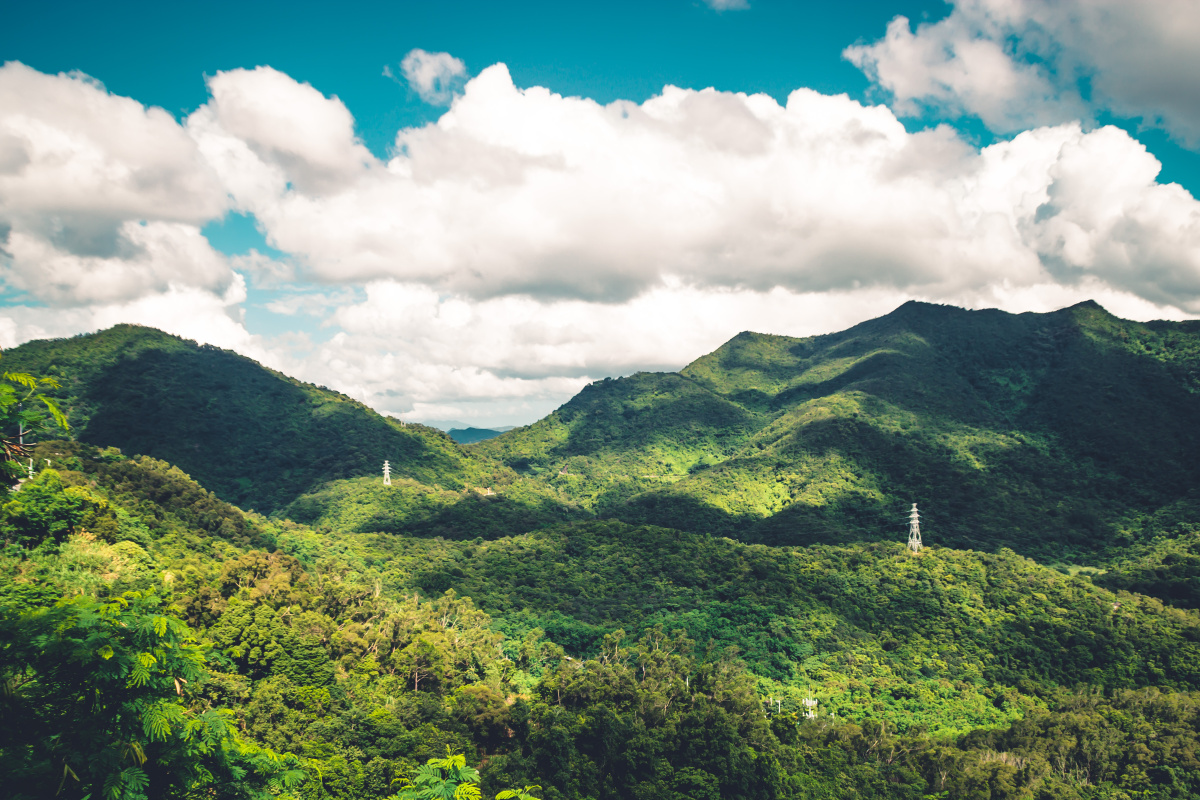 云海深处梧桐远望梧桐山风景名胜区