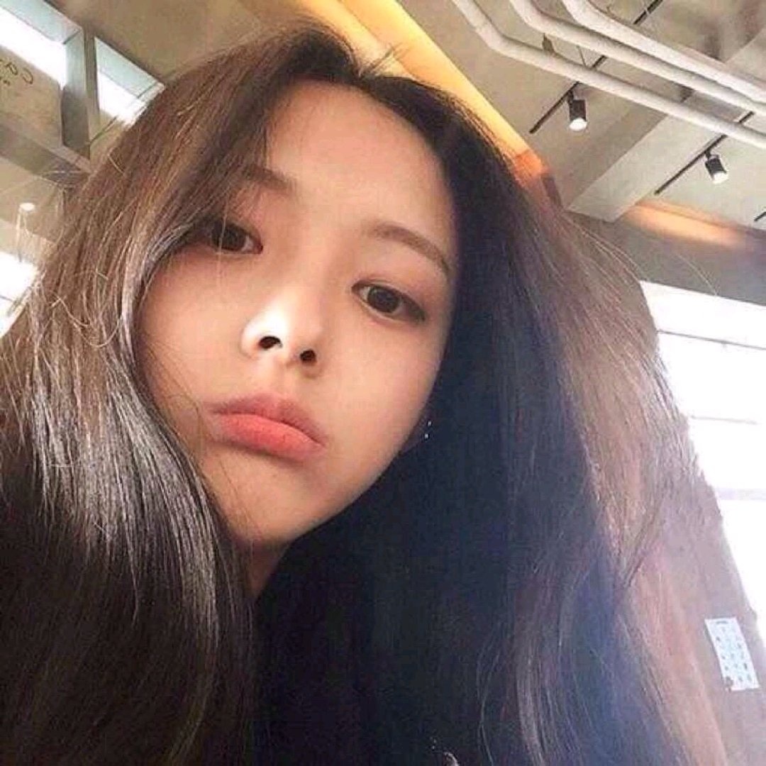 小三老公给我看他俩的"证据"