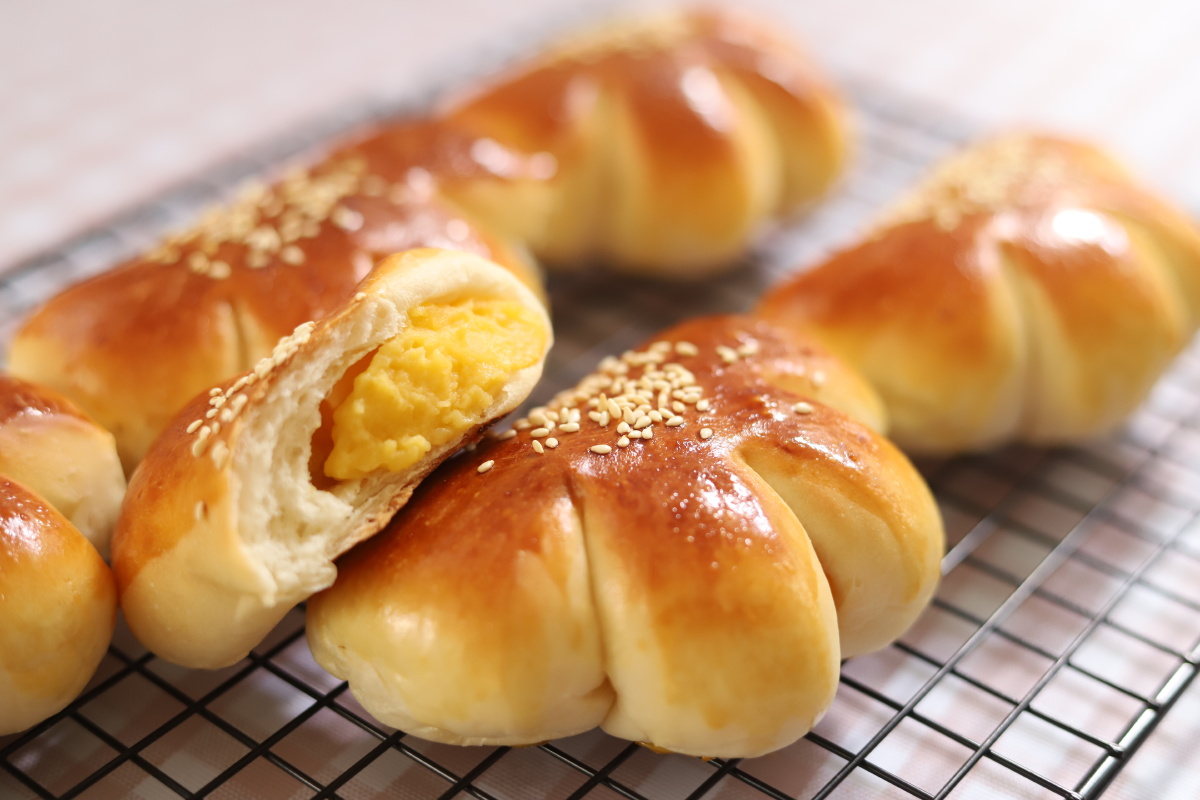 卡仕达夹心面包熊掌面包