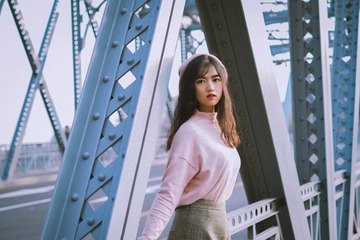 001