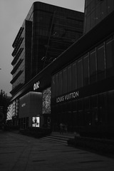 39892AAC-0A98-460D-A9B8-477D9B266CCB/L0/001