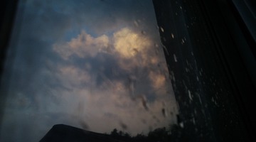 1633832