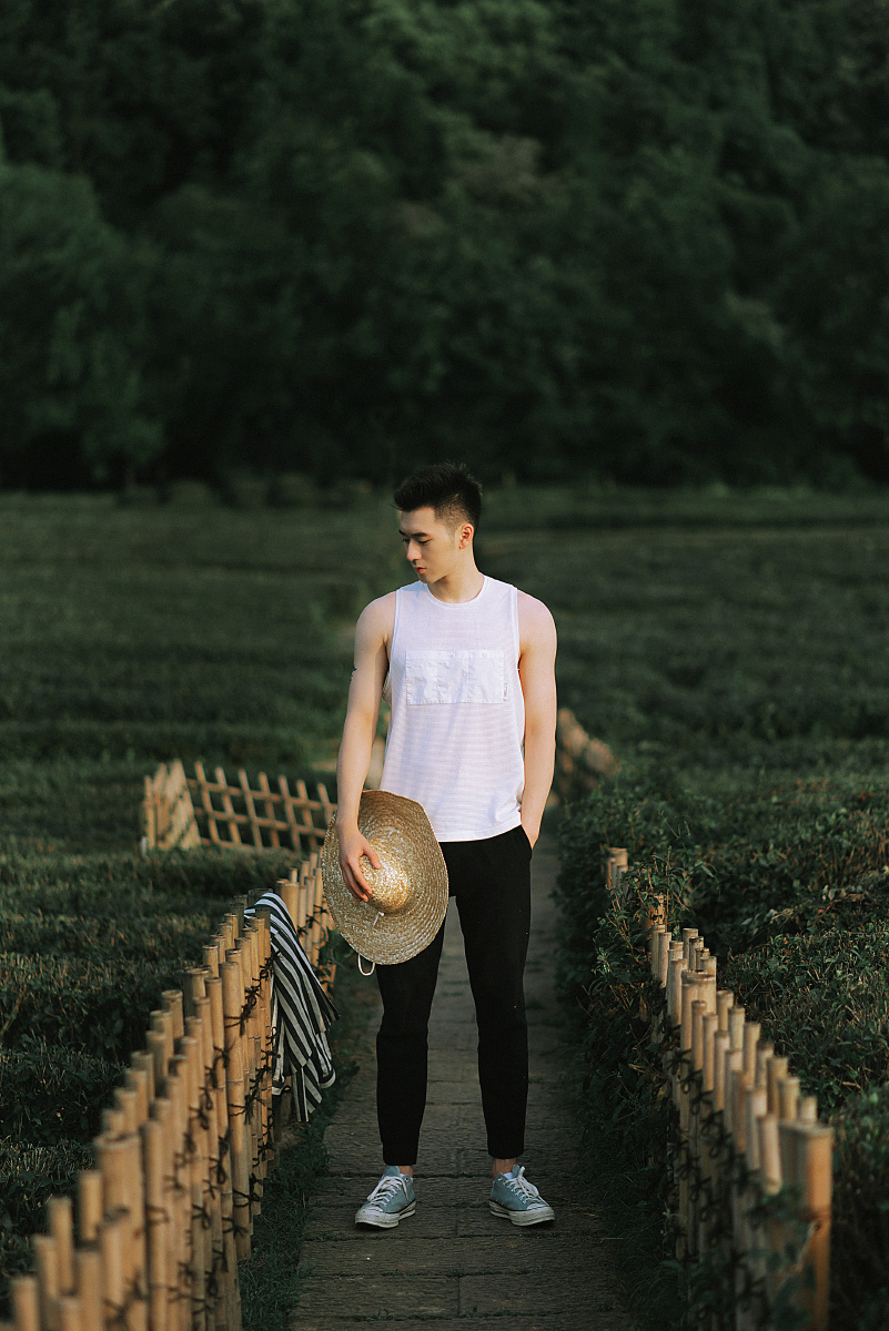 男生写真夏日季风出镜西岛君