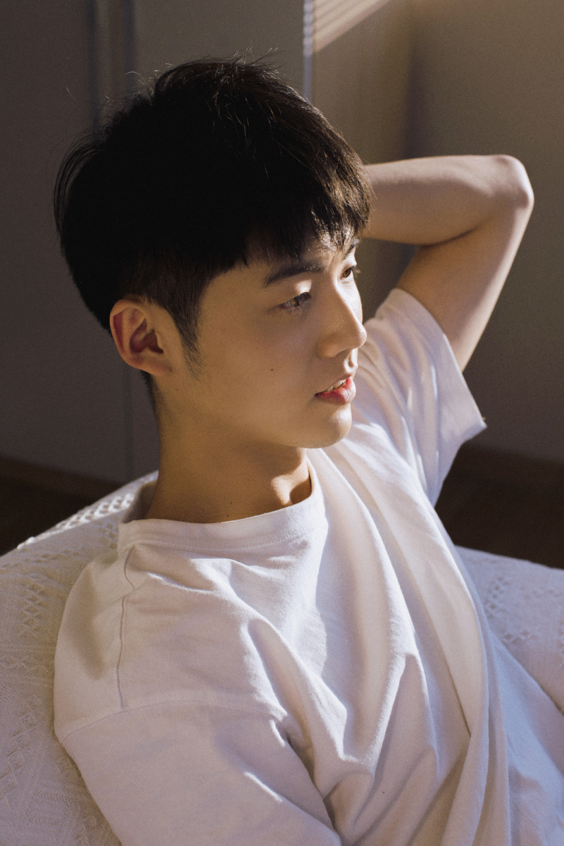 男生写真00后萌系男孩初长成