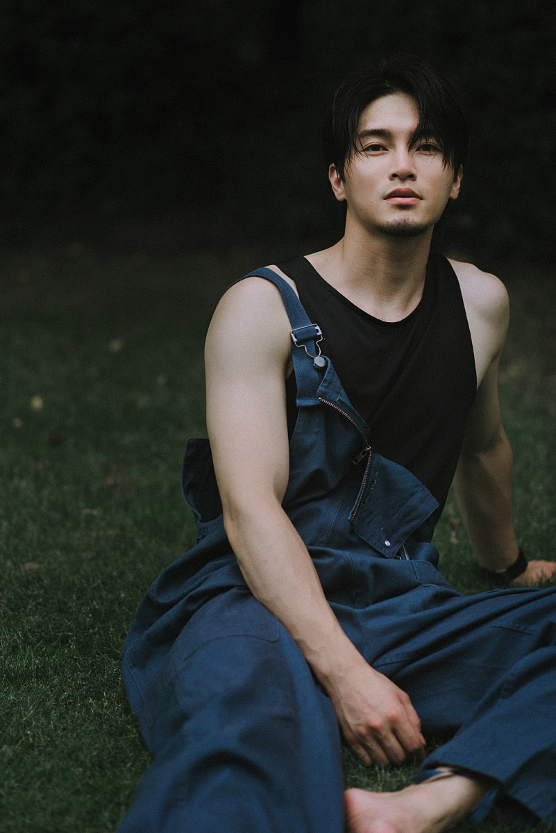 男生写真绿色的盛夏