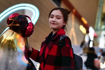 138052