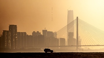 E230B399-C1E4-445A-B477-798ECA1A8F6B/L0/001