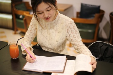 840994