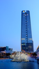L1220748