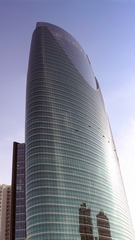 L1221011