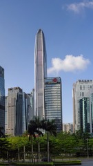 L1221136