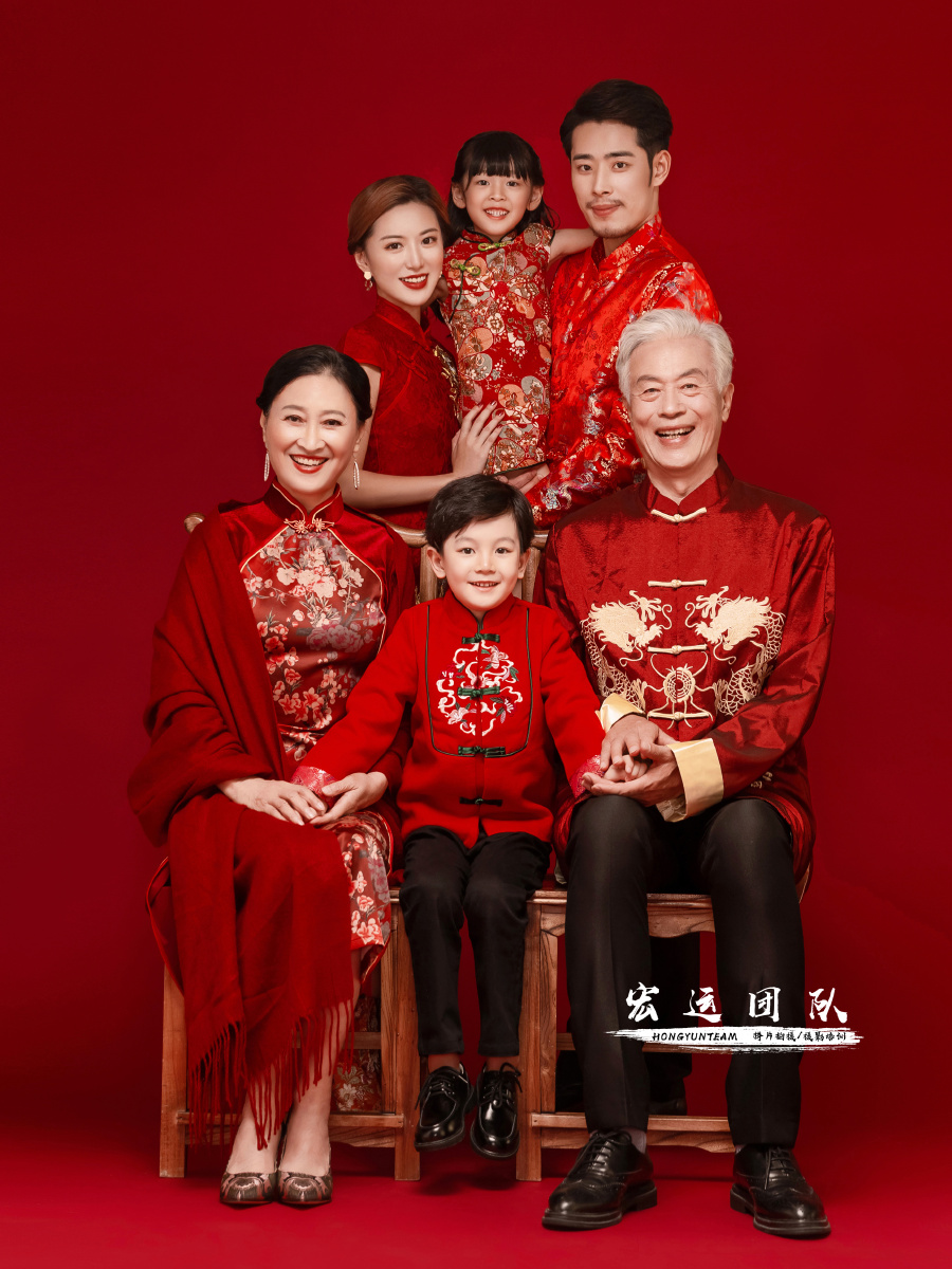 中国年倒计时啦不要因为距离远样没赚钱成为不回家团