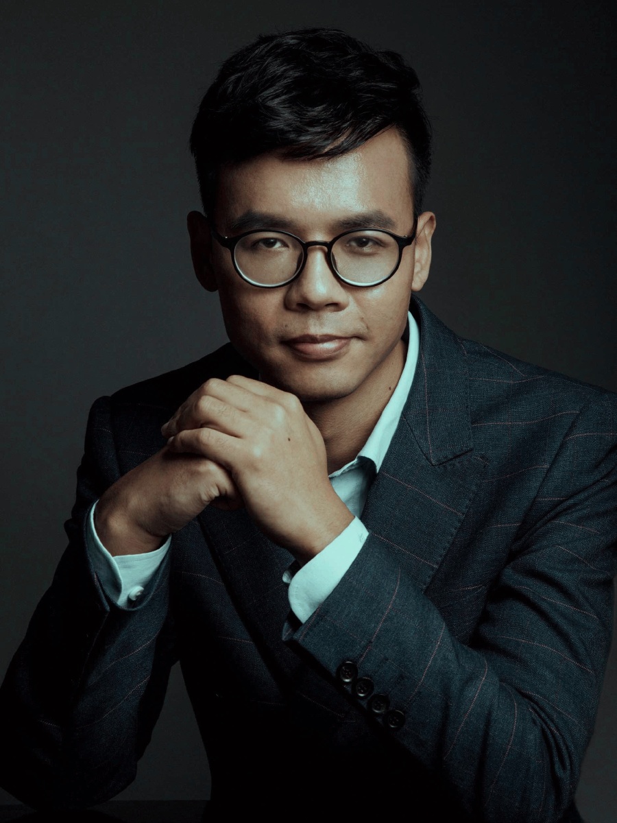 十一朗老师,零售奇迹创始人 - 胡文成
