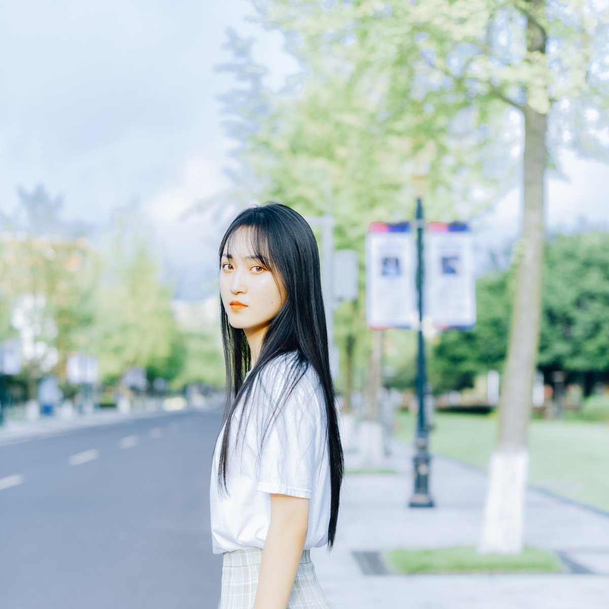 夏日尾声出镜苏晗