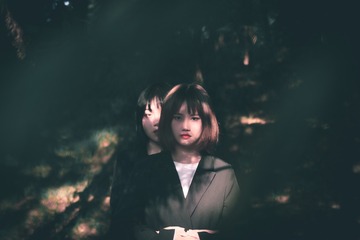 001