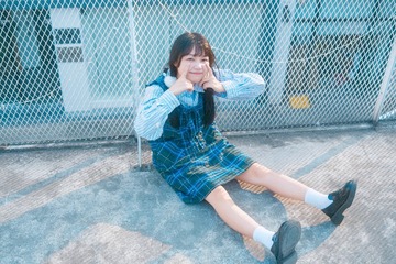 001
