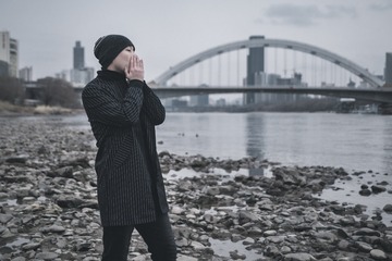 001