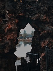 90806