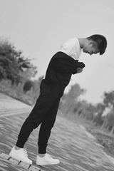 001