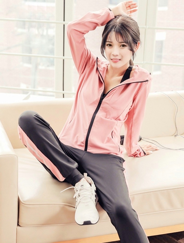 少女青春运动装