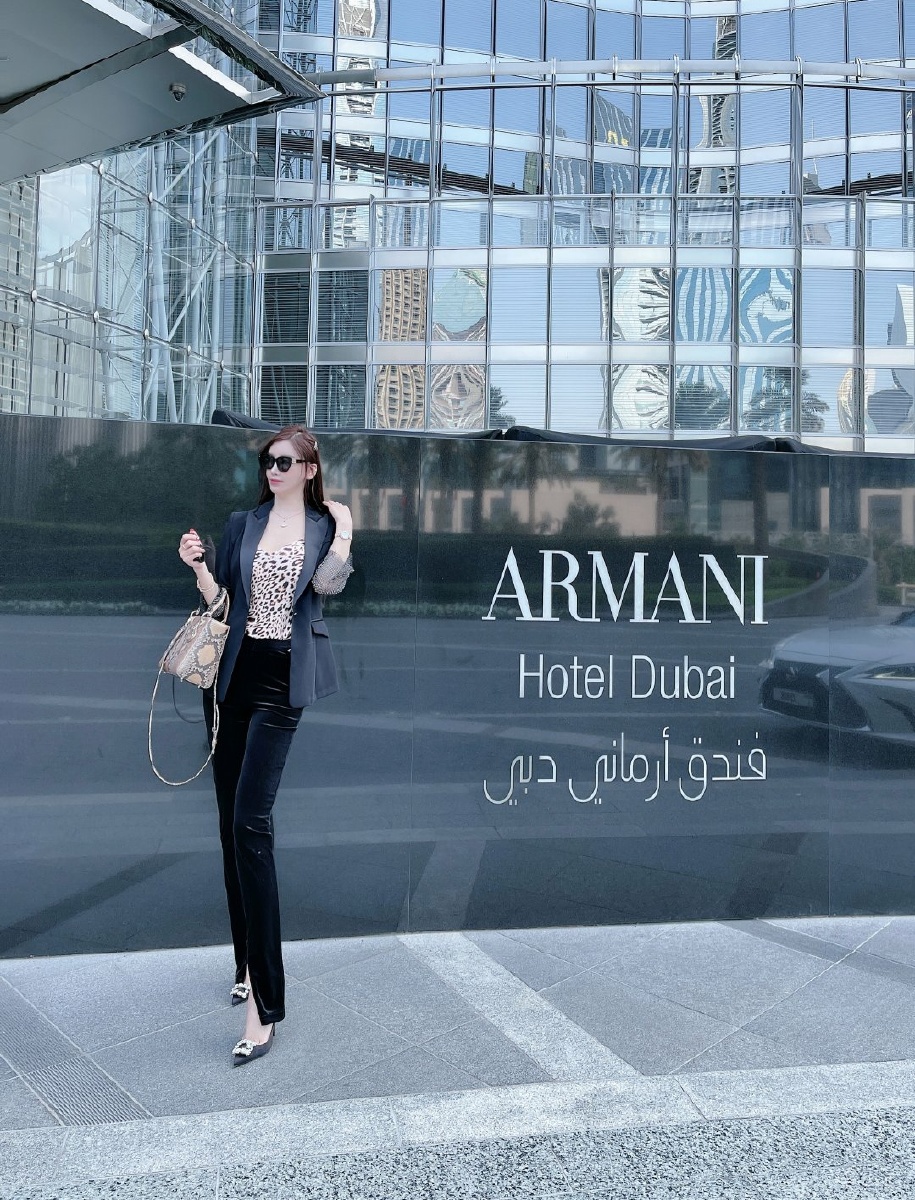 淼淼淑女君子好逑出镜桓淼淼毕业于上海戏剧学院中国内地女演员模特