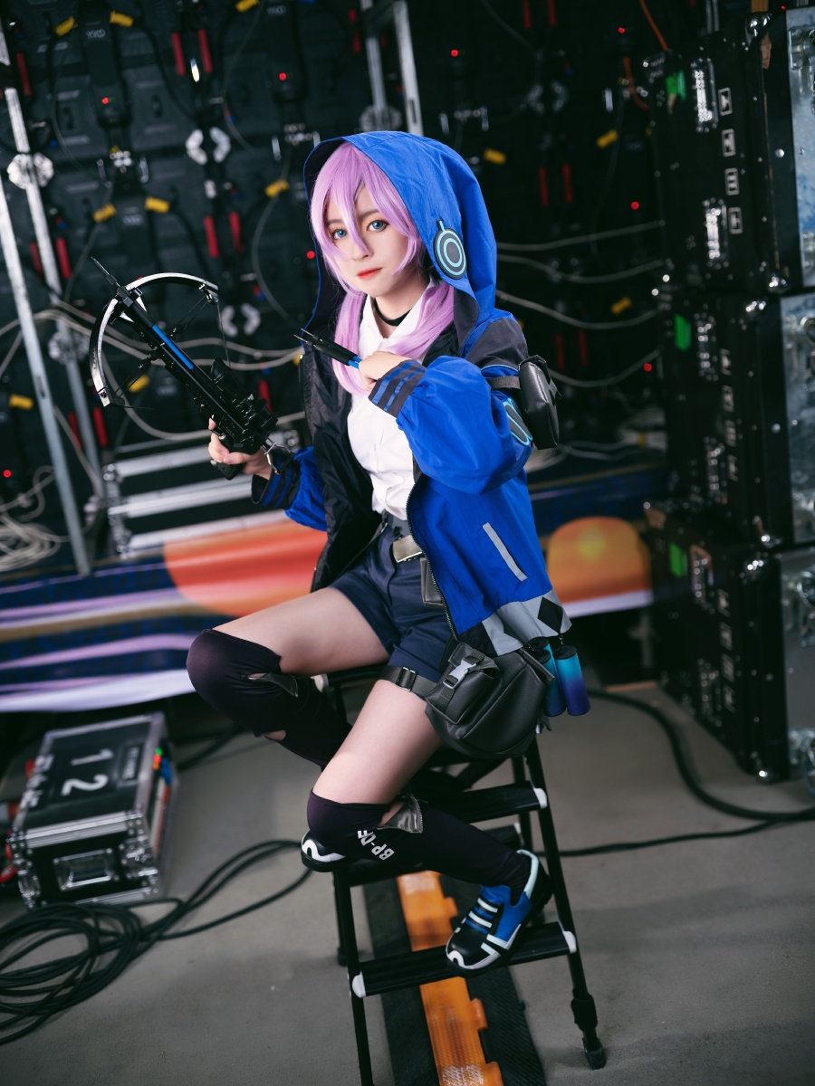 明日方舟蓝毒cos扬州104漫展场照