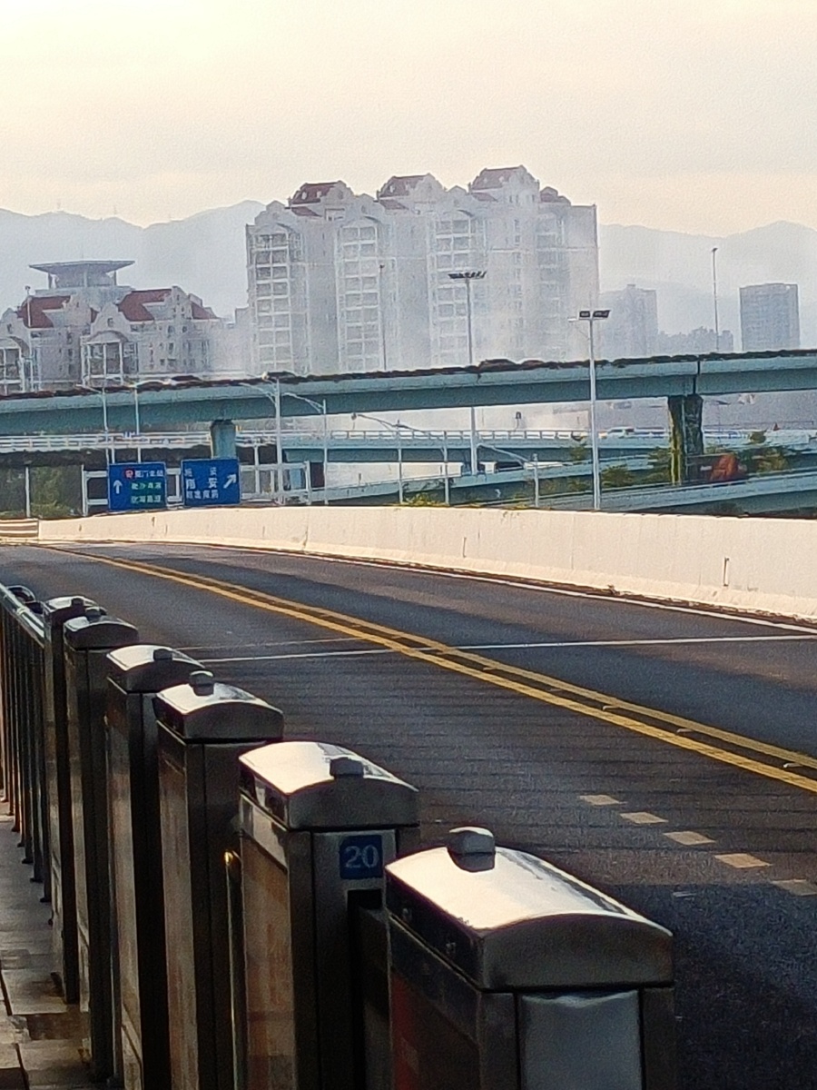 集美嘉庚体育馆brt站