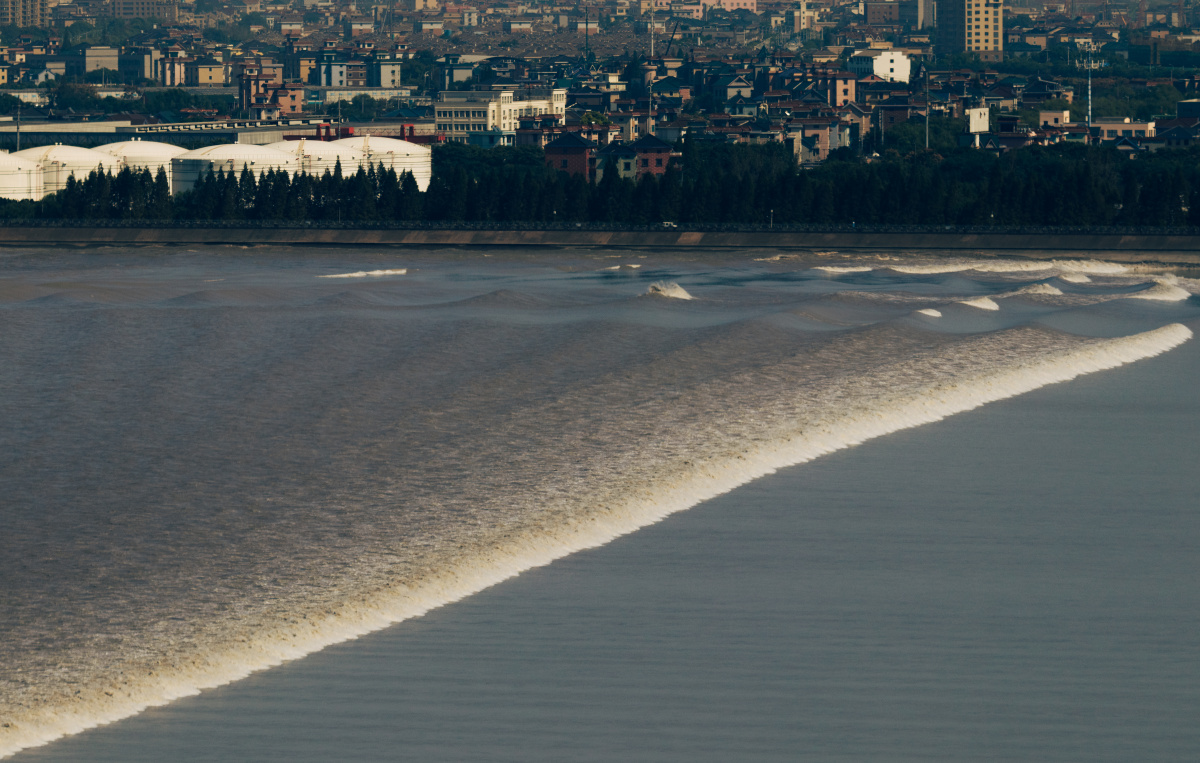 钱塘江一线潮