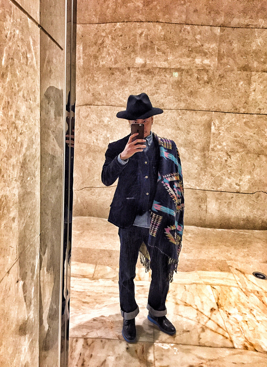 对著镜子就想自拍系列 - krischung - 图虫