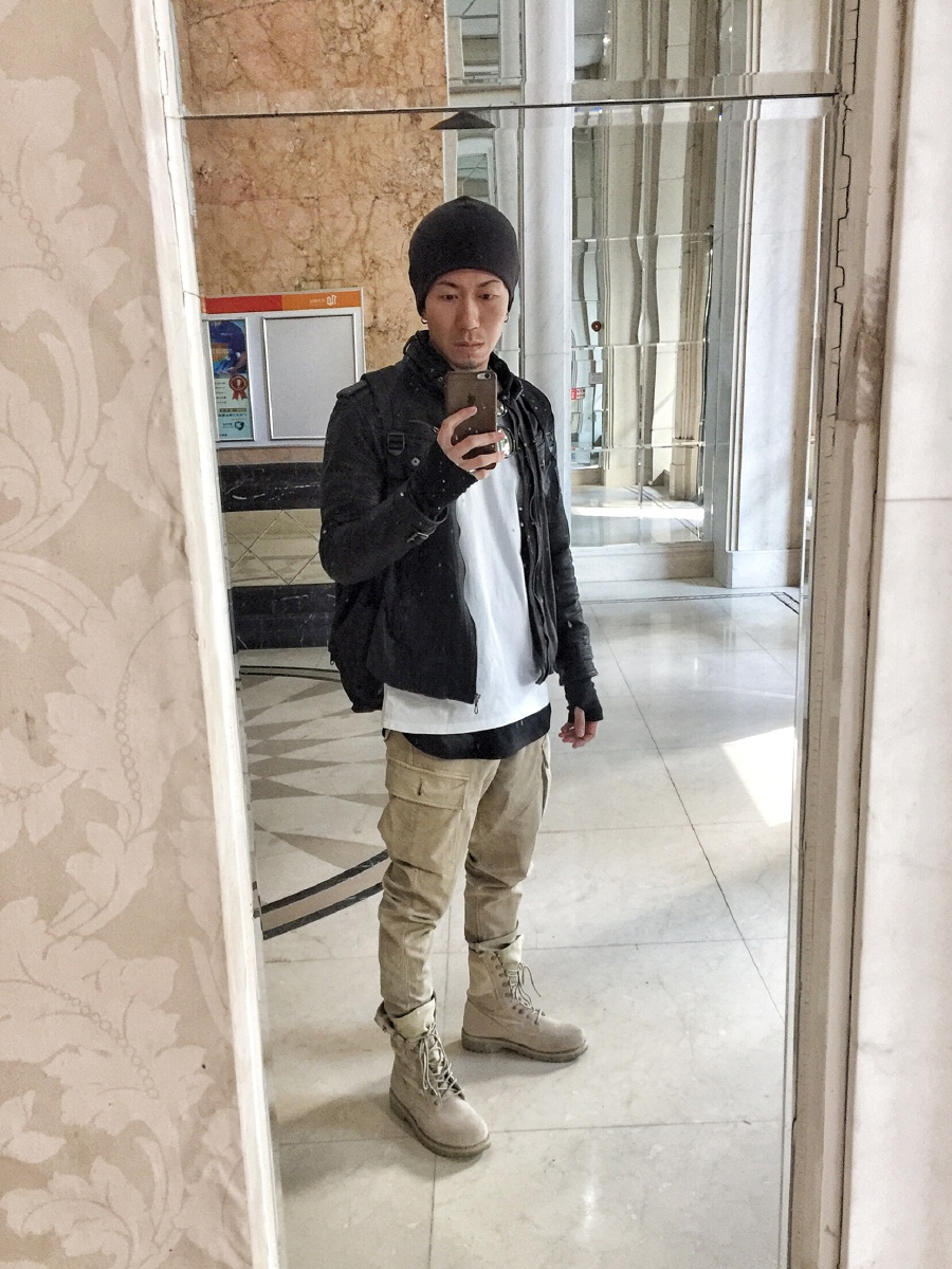 对著镜子就想自拍系列 - krischung - 图虫