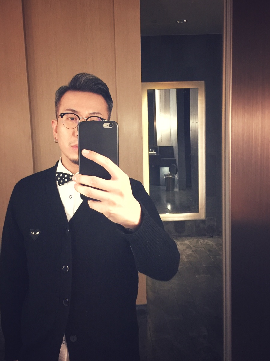 对著镜子就想自拍系列 - krischung - 图虫