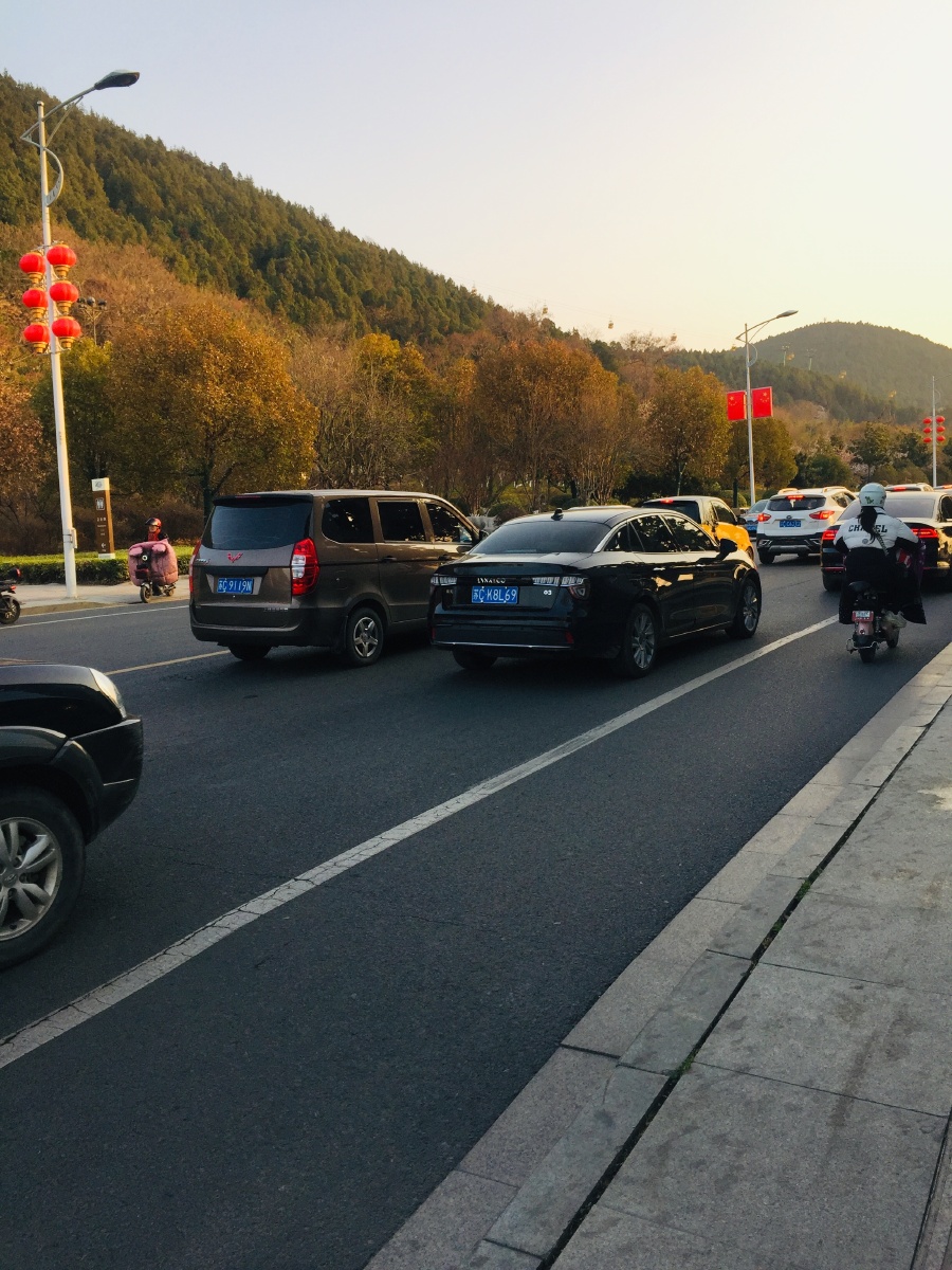 行车道上 - 我爱门球颜斯林