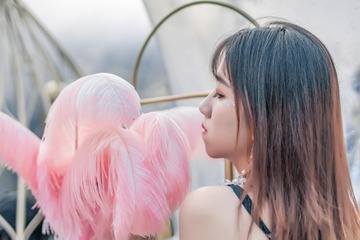 001