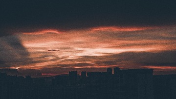 4058775
