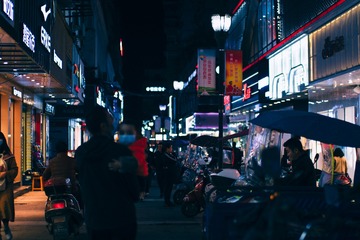 218040